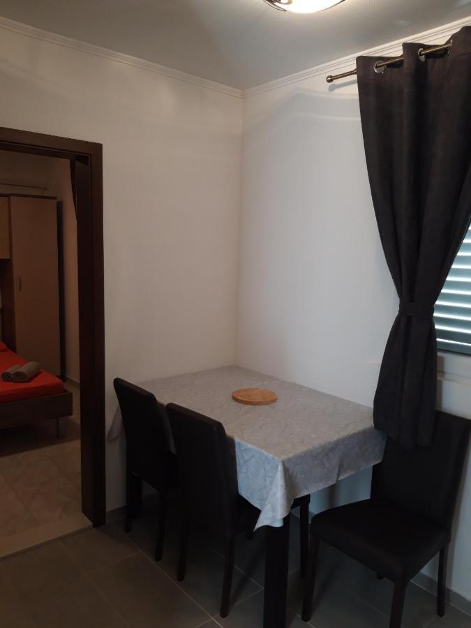 Apartments By The Sea Cove Blaca, Mljet - 4899 Saplunara Εξωτερικό φωτογραφία